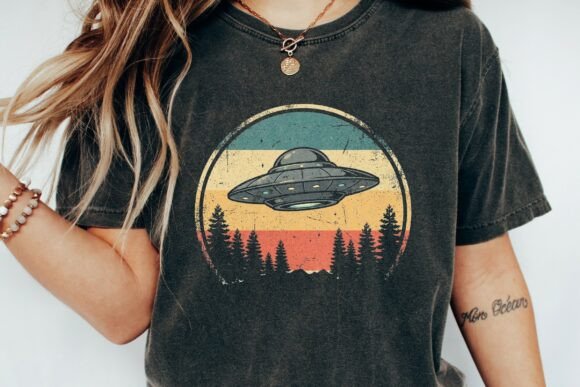 Download Vintage Ufo Forest Flying Saucer Alien - Vintage Collection